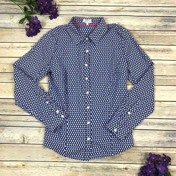 crown & ivy Tops - Crown & Ivy Button Down Circle Print Shirt Longsleeve Blue Geometric Work Office